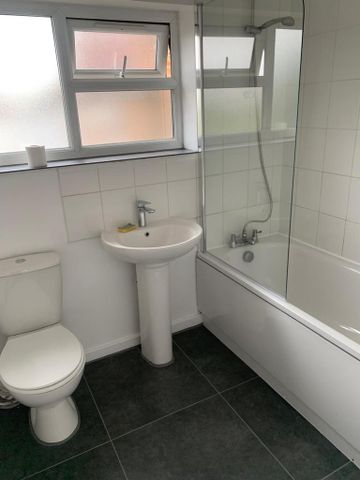 2 bedroom house share to rent - Photo 4
