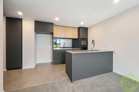 Move in now! - Photo 4