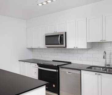 70 Parkwoods Village Drive - Photo 5 | Rentumo