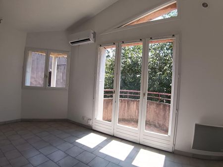 Appartement T1 près de LE PONTET à louer - Photo 2