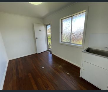 Space, Flexibility, and Convenience Combined - Photo 2