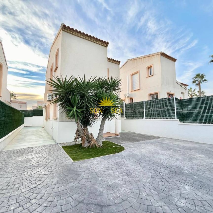 TWO-BEDROOM VILLA – GUARDAMAR DEL SEGURA - Photo 2