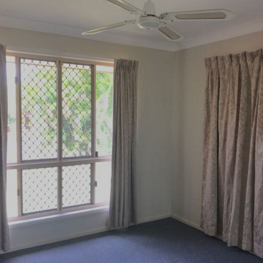 3 Bedroom home - Convenient location - Photo 1