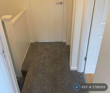 3 bedroom terraced house to rent - Photo 3