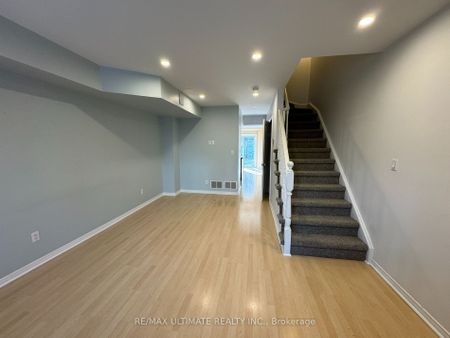 Condo Townhouse For Lease | C7397402 - Photo 5