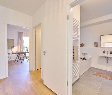 Cosmo Berlin - große 2 Zimmer im Weitlingkiez mit Einbauküche und D... - Photo 3