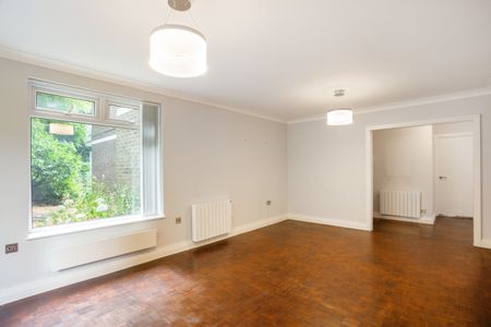 Mountcombe Close, Surbiton, Surrey, KT6 ground floor flat to rent - Photo 3