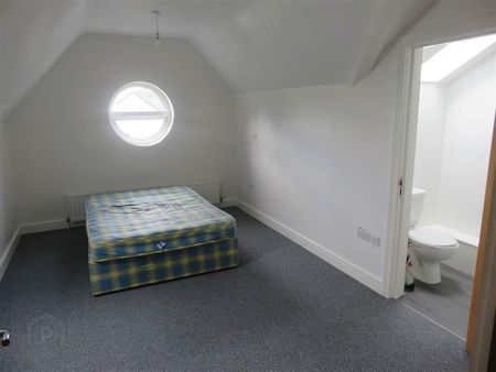 7 Kingsway Court, Dunmurry, Belfast, BT17 9SE - Photo 2