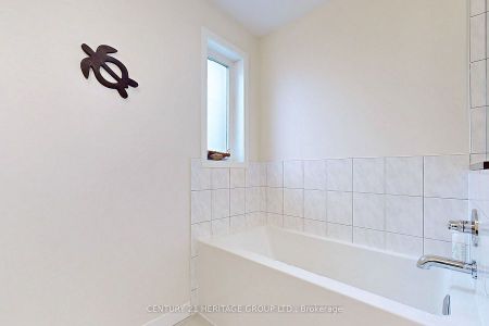 For Lease - 15 William Russell Lane Unit# 65, Richmond Hill, Ontario - Photo 3