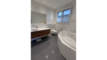 4½ Zimmer-Wohnung in Hergiswil (NW), möbliert, auf Zeit - Photo 5