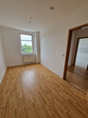 Am Rande von Sudenburg, zwei Zimmer Wohnung mit Tageslichtbad! - Photo 4