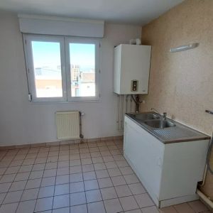 Location appartement T5 122.00m² à Reims (51100) - Photo 2
