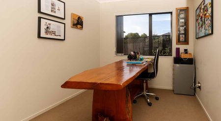 Private and Tranquil 4 Bedroom 2 Bathroom Otahuhu - Photo 4