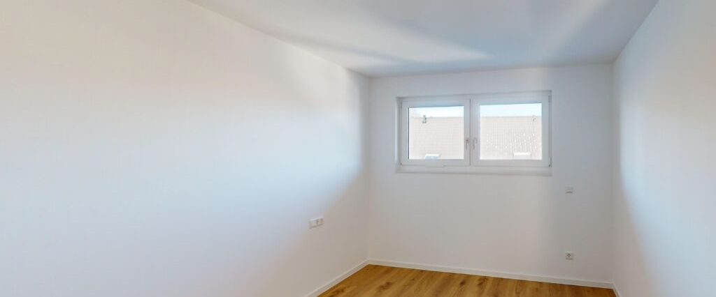 Ideal für Singels oder Paare: 2-Zimmer-Neubauwohnung mit EBK und Südbalkon/Südterrasse - Photo 1