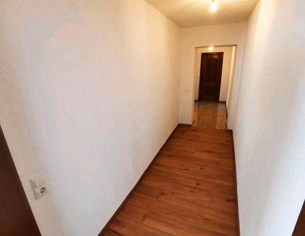 Wohnung mit Balkon frisch renoviert - Photo 1