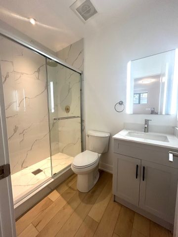 For Lease - 82 Avonhurst Road Unit# Bsmt, Toronto, Ontario - Photo 3