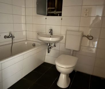 perfekt geschnittene Singlewohnung mit Aufzug / teilsaniert - Foto 4