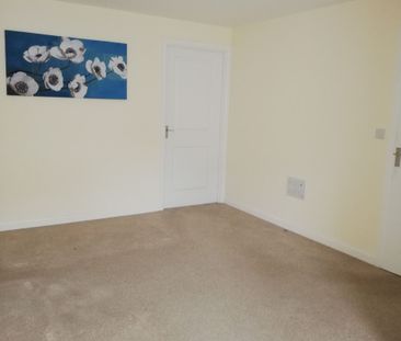 Apply Online – Welsh Housing Partnership Property – 3 Bed House, Yn... - Photo 1