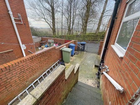 3 bed terraced house to rent in DH6 - Photo 5