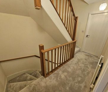5 bedroom townhouse to rent - Photo 1