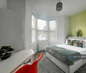 1 bedroom in a house share to rent - Photo 3