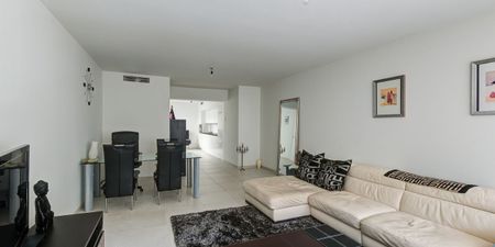 Eengezinswoning te huur in Hoeselt voor € 1.100 met 2 slaapkamers - Photo 2