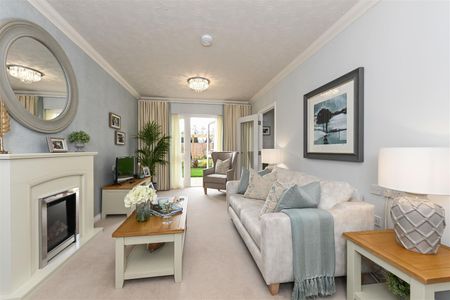 Beck Lodge, Park Gate, Southampton - Photo 2
