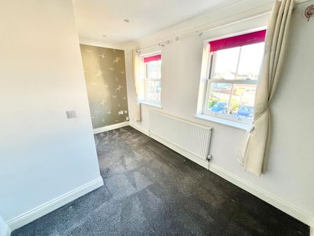 York Mews, Great Wakering, Southend-on-Sea, Essex, SS3 0FA - Photo 4