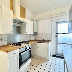 Egbert Road, Westgate-On-Sea, CT8 8SH, Kent - Photo 3