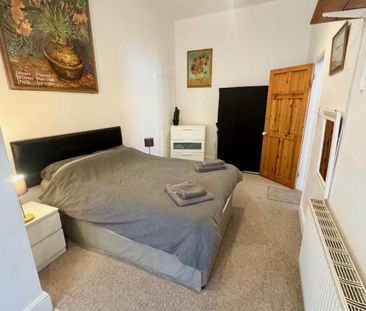 1 bedroom ground floor flat to rent - Photo 2