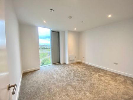 2 Bed Flat, Dantzic Street, M4 - Photo 3