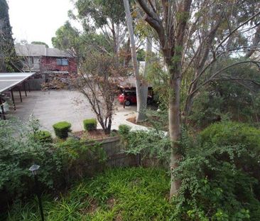 Spacious 2 bedroom townhouse in private garden setting - Photo 3