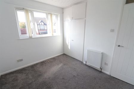 2 bedroom terraced house to rent - Photo 3