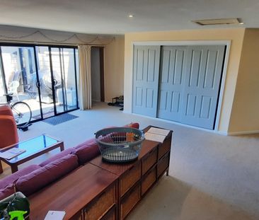 Beacon Hill - Photo 4