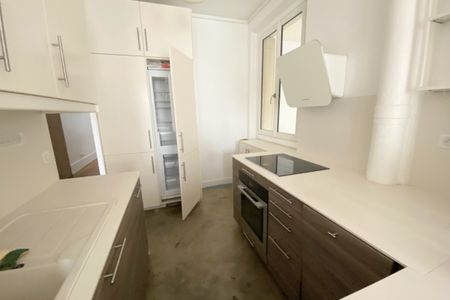 Vaste 3 pièces refait à neuf ! - Photo 2