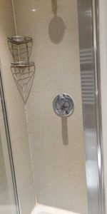 Price £950 pcm - Available 27/11/2025 - Furnished - Photo 3