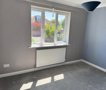 3 bedroom chalet to rent - Photo 2