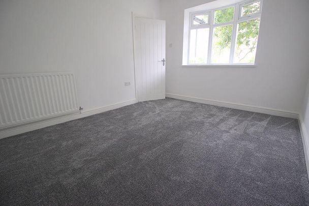 3 bedroom bungalow to rent - Photo 1