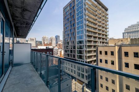 Appartement - 602-1155 Rue de la Montagne - Photo 2