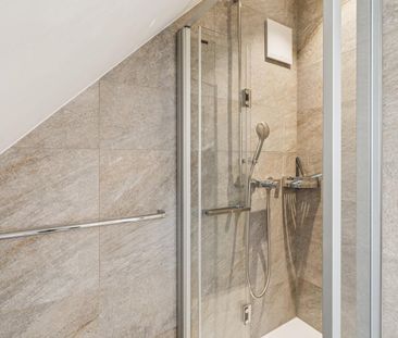 Wohnen auf höchstem Niveau Traumhafte 6.5-Zimmer-Maisonette nach T... - Photo 3