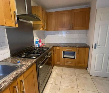 1 bedroom in a house share to rent - Photo 6