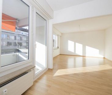 im 2020 renovierte, helle 3.5-Zimmerwohnung zu vermieten - Photo 1