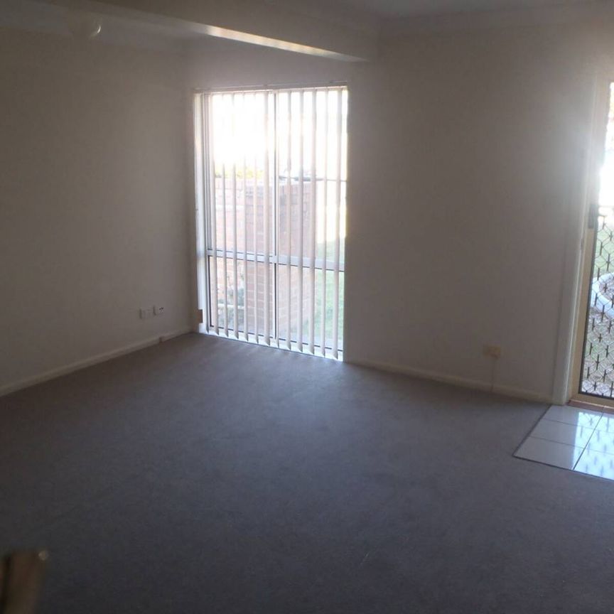 TWO BEDROOM TOWNHOUSE - Photo 1