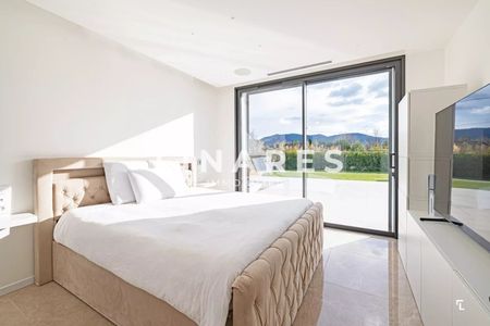Villa • Ouest-La Plaine - Photo 3