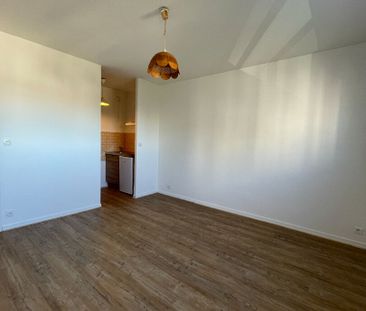 Location Appartement 1 pièce 24m² - Photo 1