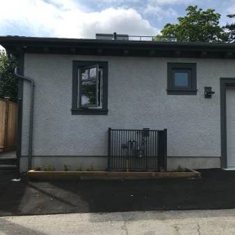 10’ ceiling Laneway house close to UBC - Photo 4