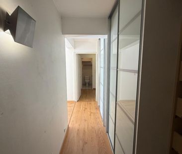 Louer appartement 3 pièces de 74 m² - Photo 3