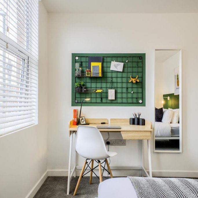 7 bedroom terraced house to rent - Photo 1