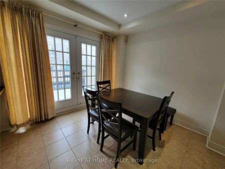 Property For Lease | N9299860 - Photo 5