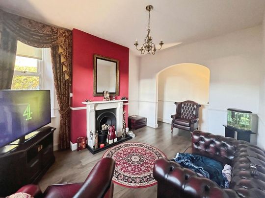 2 bedroom end of terrace house to rent - Photo 1